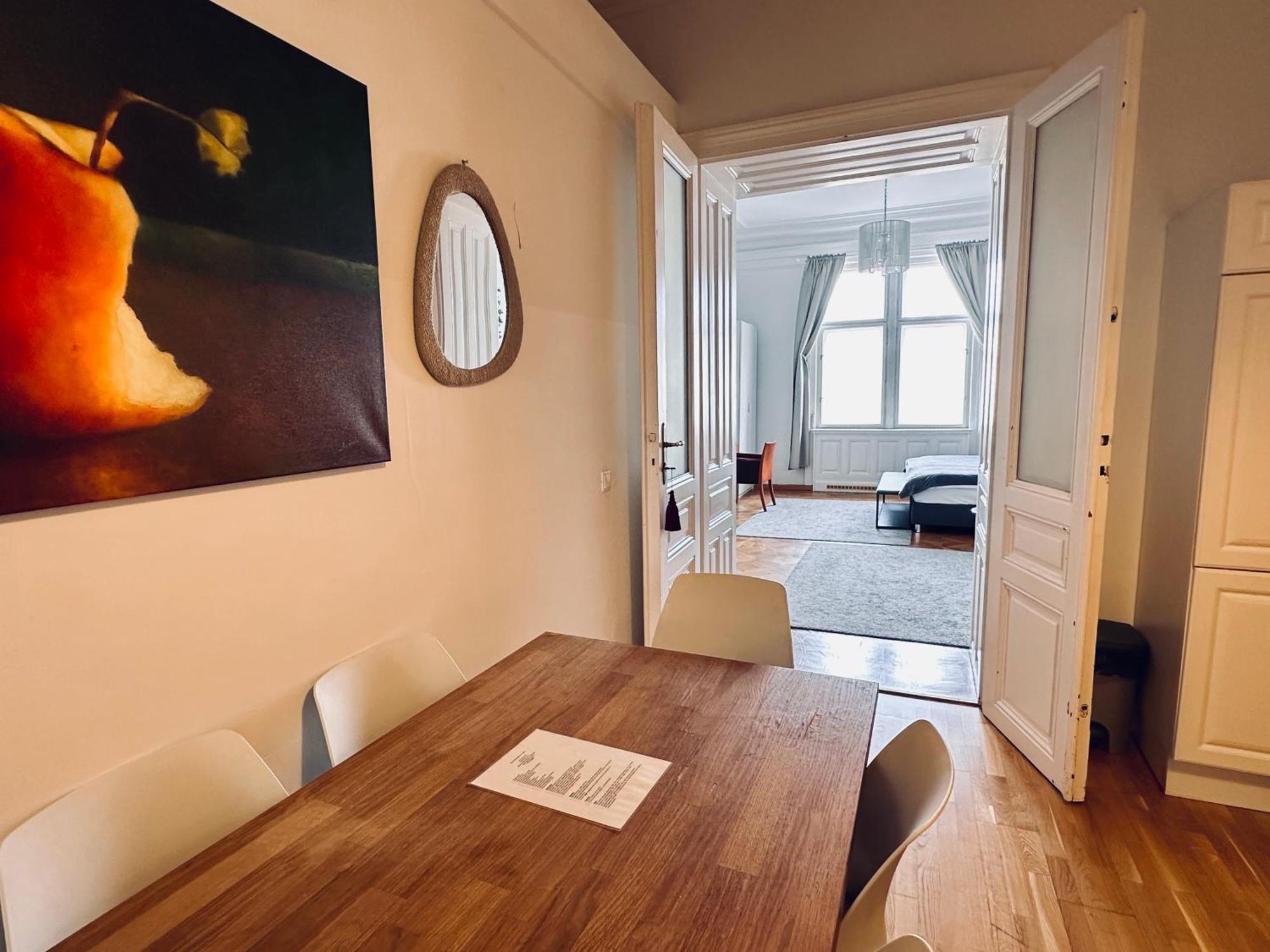 Parkview Rudolfsplatz Apartment *